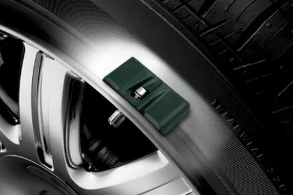 Tyre pressure sensor fitment