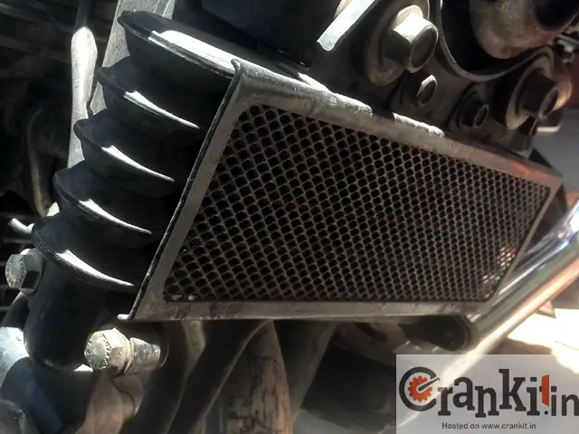 An oil cooled engine of Bajaj Avenger